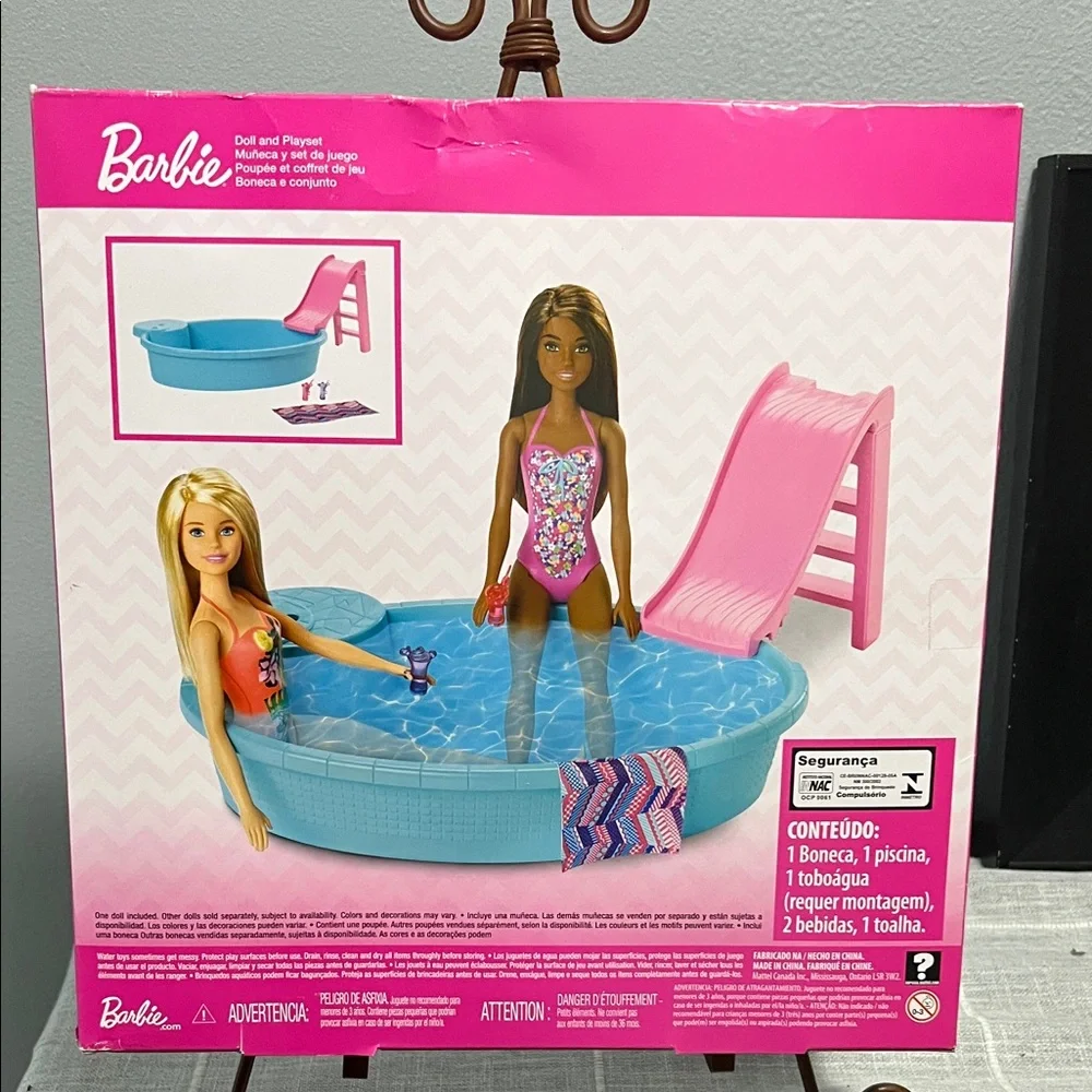 Barbie Pool and Doll Fun Set - Picture 2 of 4